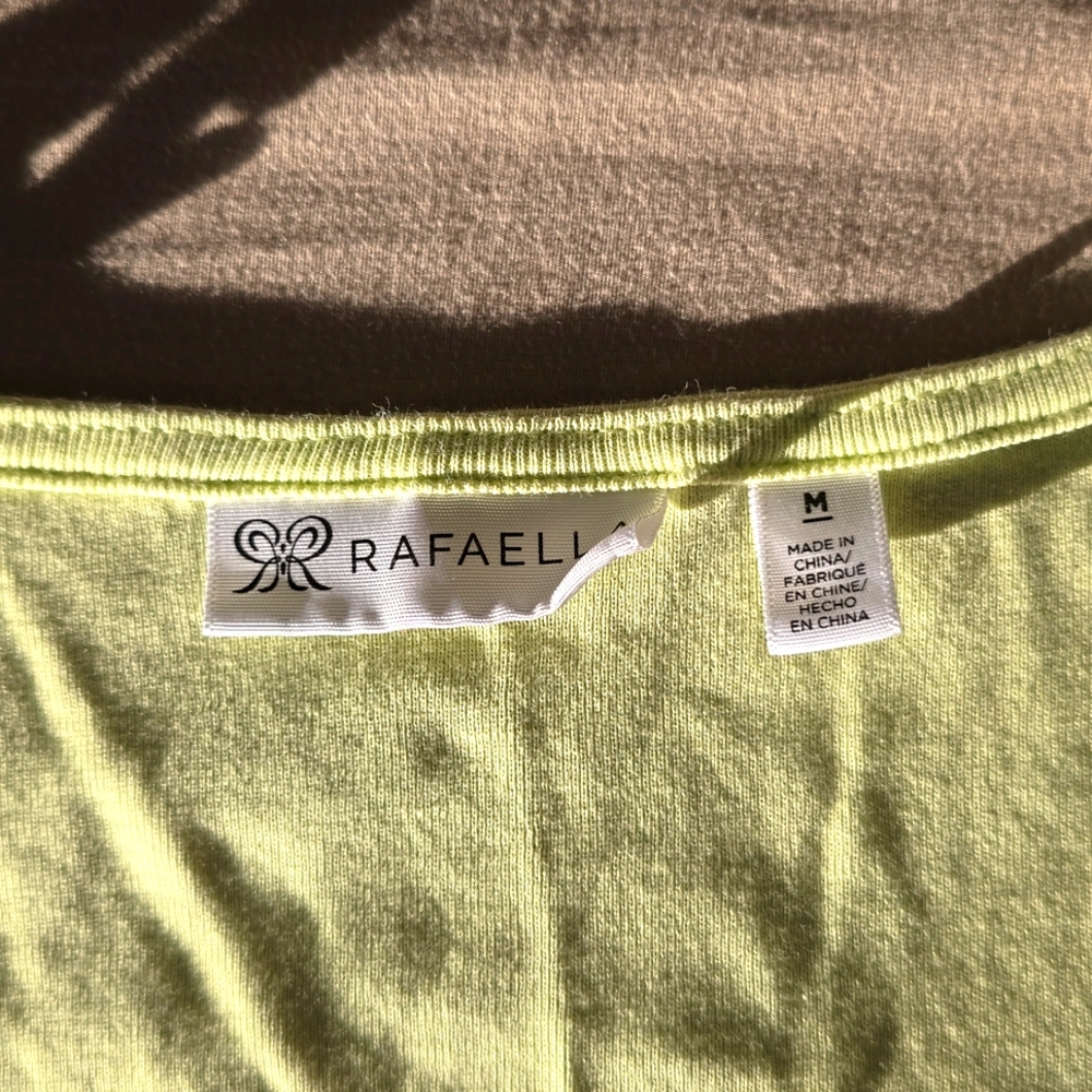 Bright green tshirt
